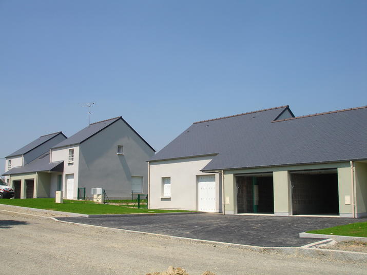 RESIDENCE DES MAZIERES - LA SELLE EN COGLES