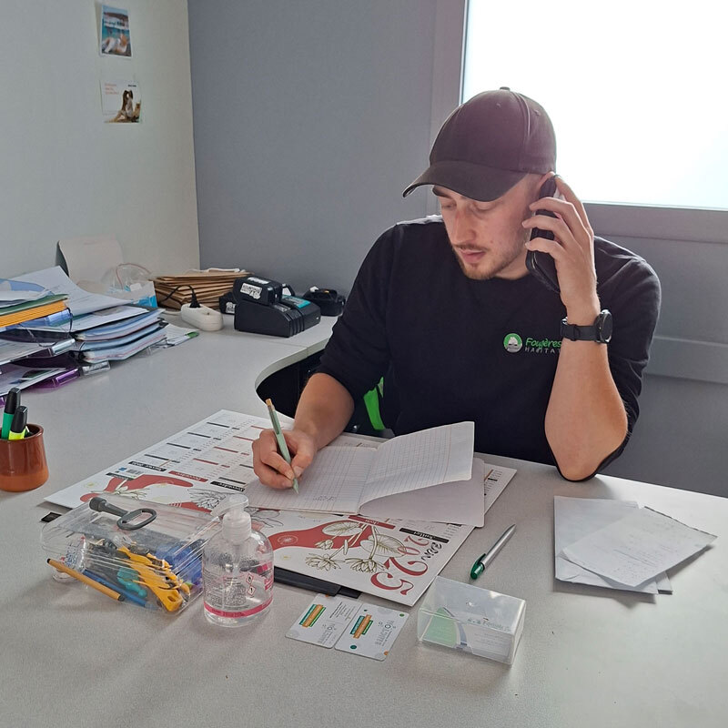 portrait-kevin-gardien-immeuble-fougeres-habitat-2