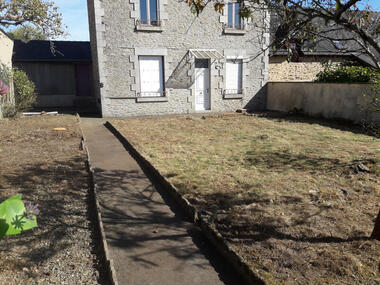 maison-a-vendre-ville-fougeres-avec-jardin